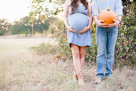 Romantic Maternity Pictures