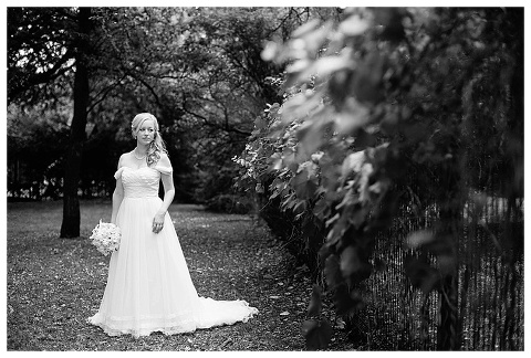 White Rock Creek Park Bridals_0003.jpg