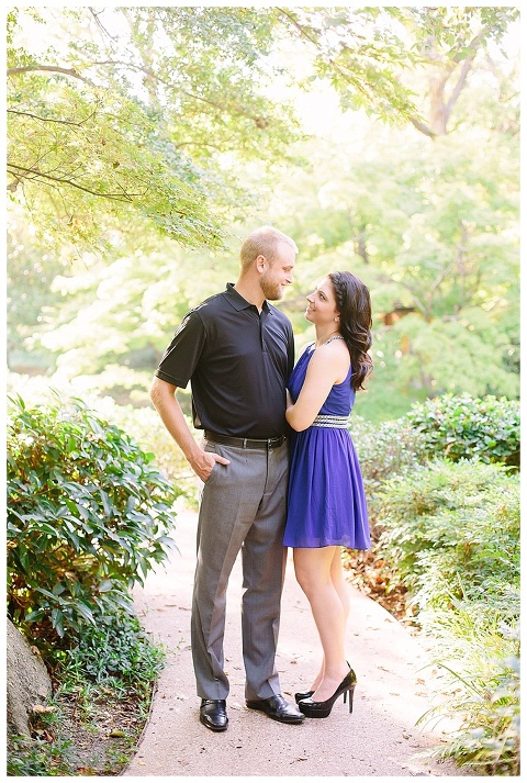 The Japanese Garden Fort Worth Engagement_0004.jpg