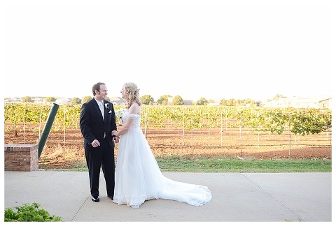 Delaney Vineyards Wedding_0023.jpg