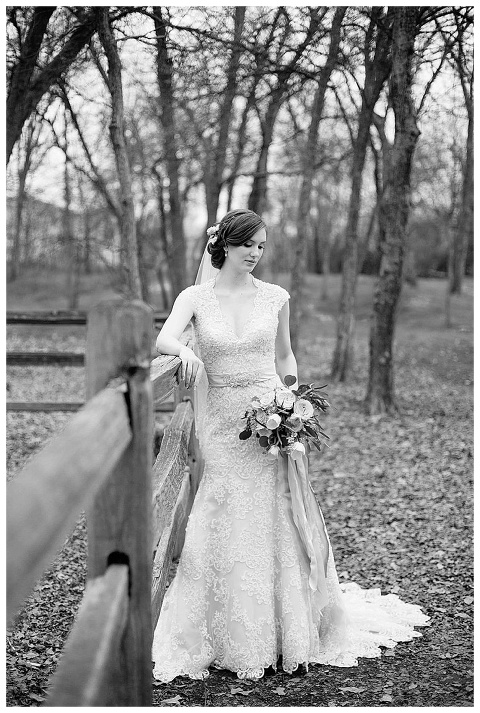 Grapevine Botanical Garden Bridals_0008.jpg