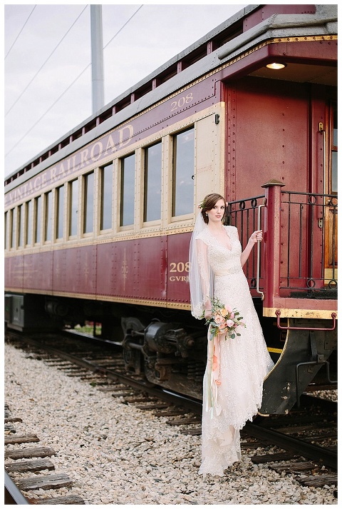 Grapevine Botanical Garden Bridals_0015.jpg